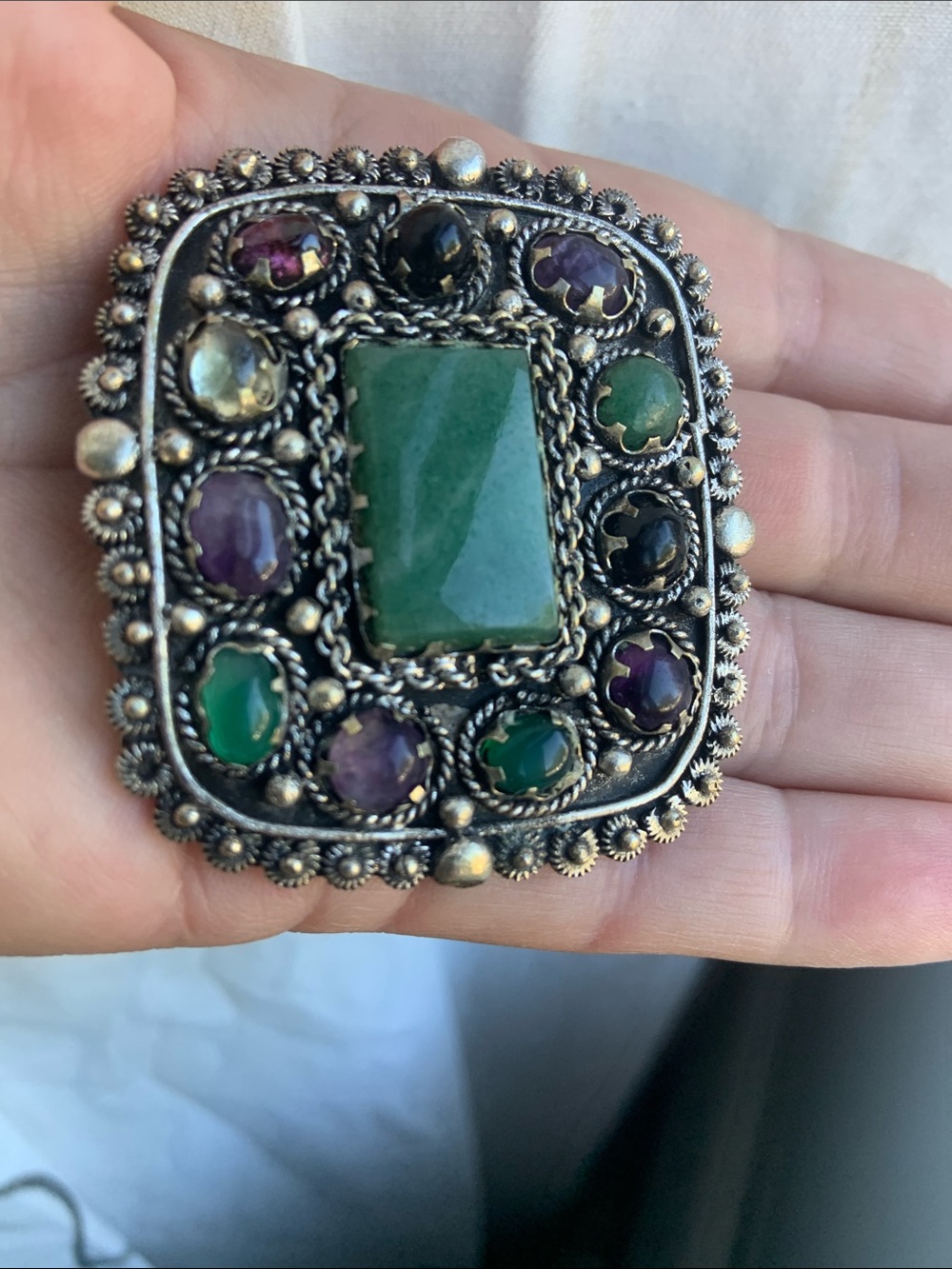 Vintage-Inspired Multistone Silver Tone Brooch with Green Center